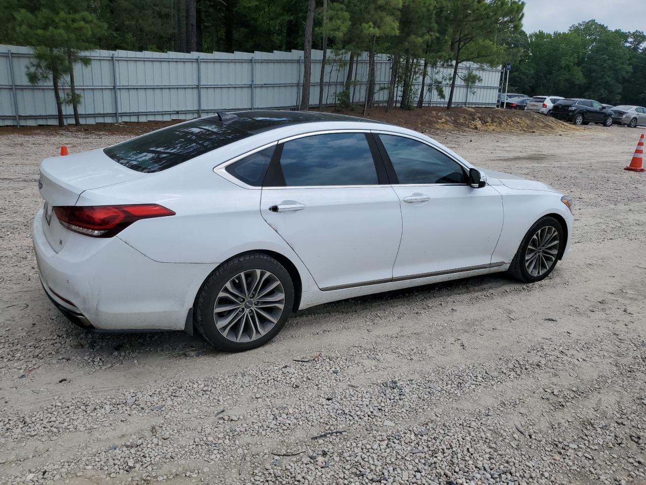 KMHGN4JE8FU052975 2015 Hyundai Genesis 3.8L