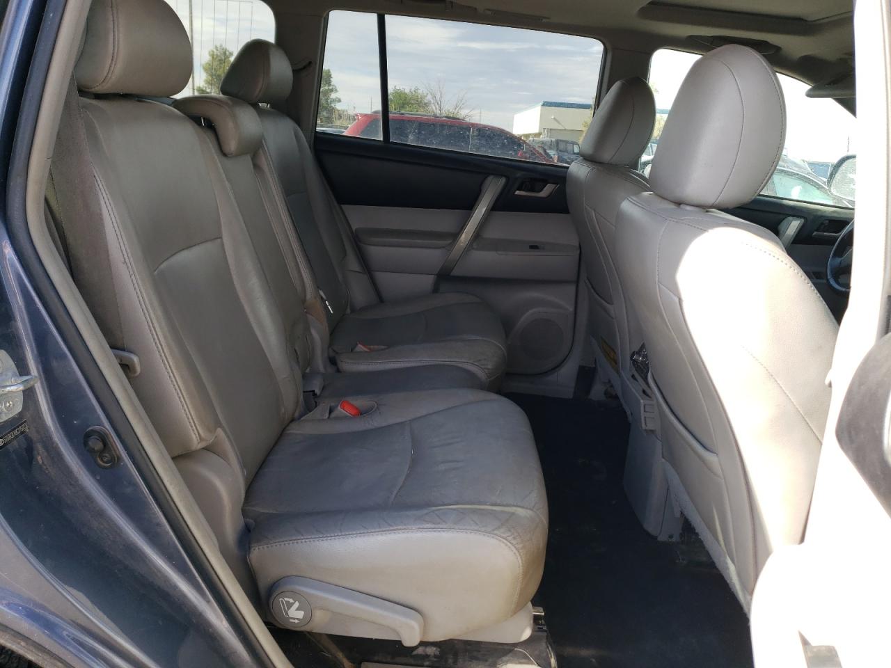 5TDZK3EH9CS050222 2012 Toyota Highlander Base