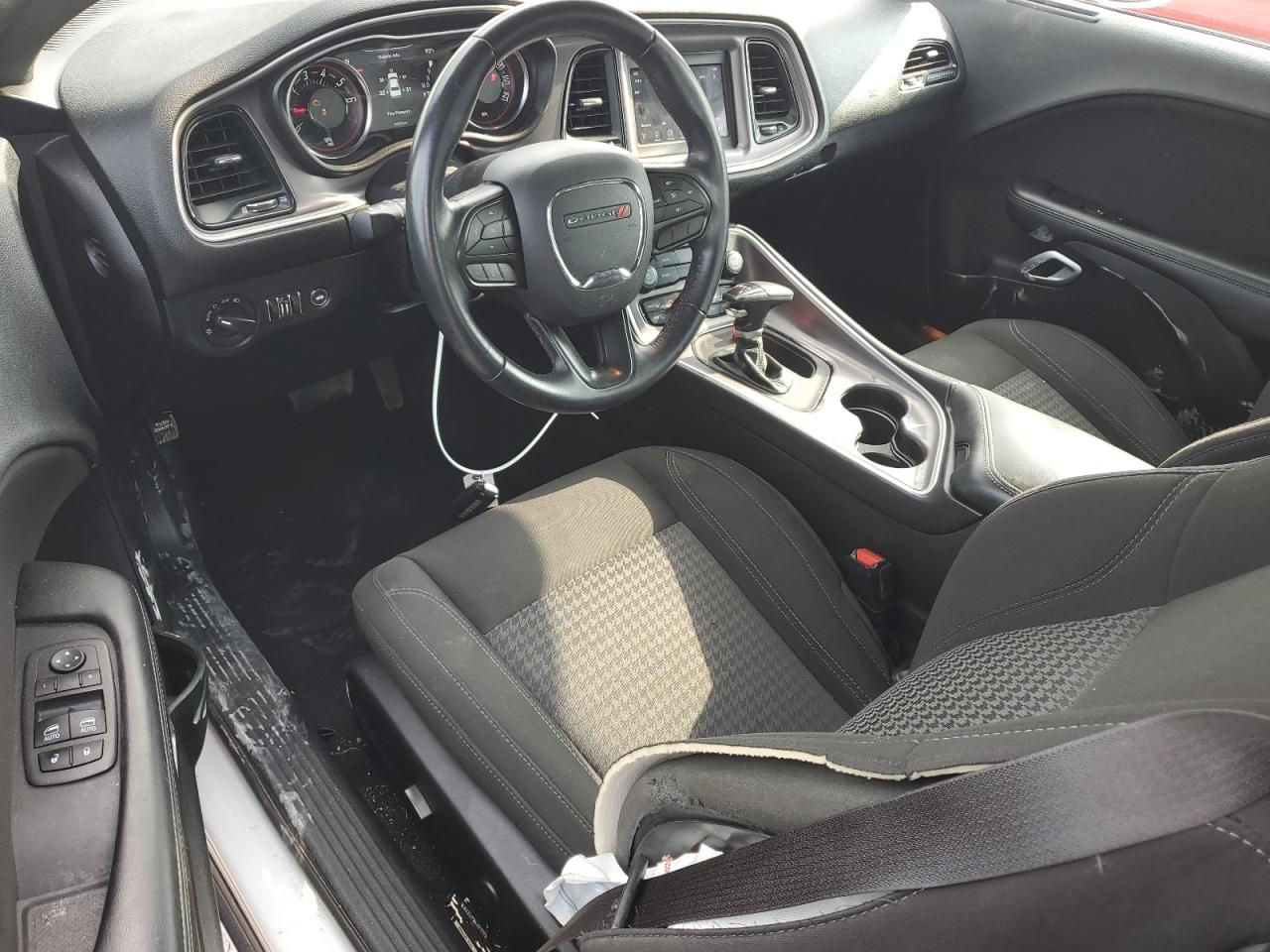 2C3CDZAG9NH195685 2022 Dodge Challenger Sxt