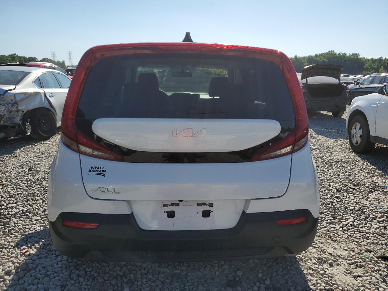 2022 Kia Soul Lx vin: KNDJ23AU8N7156867