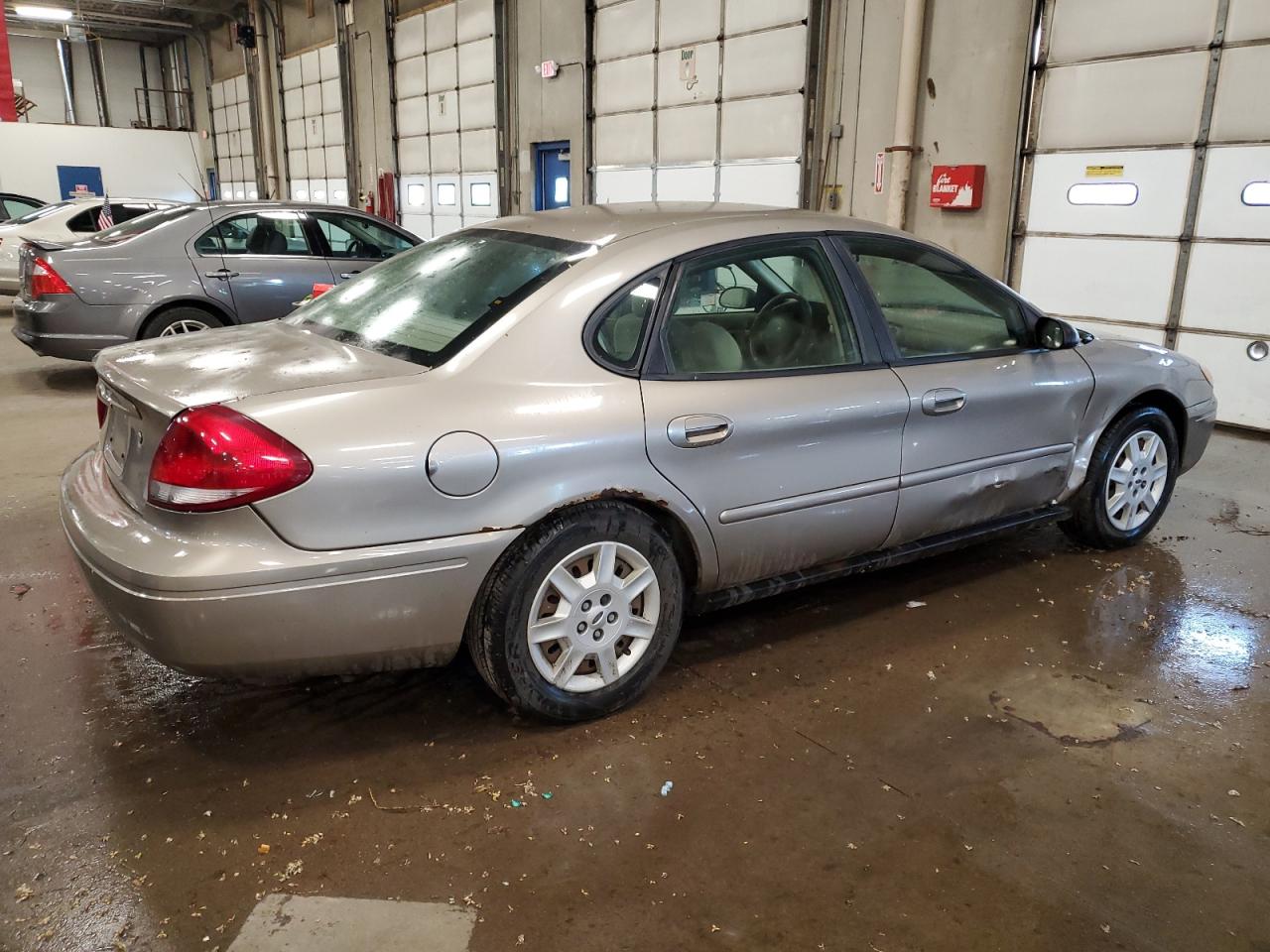 1FAFP53UX7A209239 2007 Ford Taurus Se