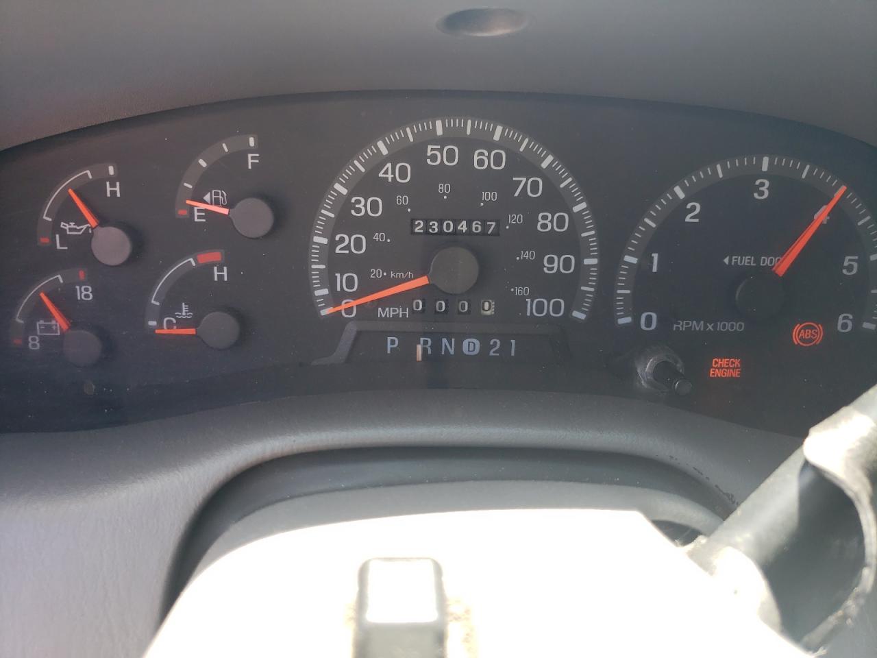 1FMRU17L5WLA40837 1998 Ford Expedition