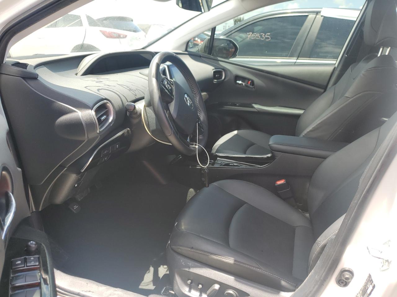 JTDKAMFP7M3177960 2021 Toyota Prius Prime Le