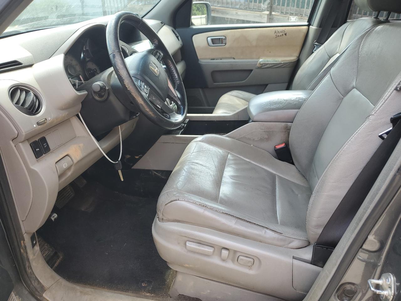 5FNYF3H95BB020903 2011 Honda Pilot Touring