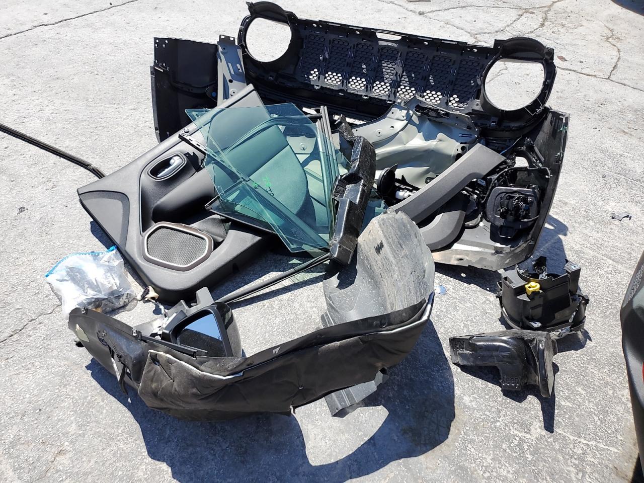 ZACNJDB1XPPP55982 2023 Jeep Renegade Latitude