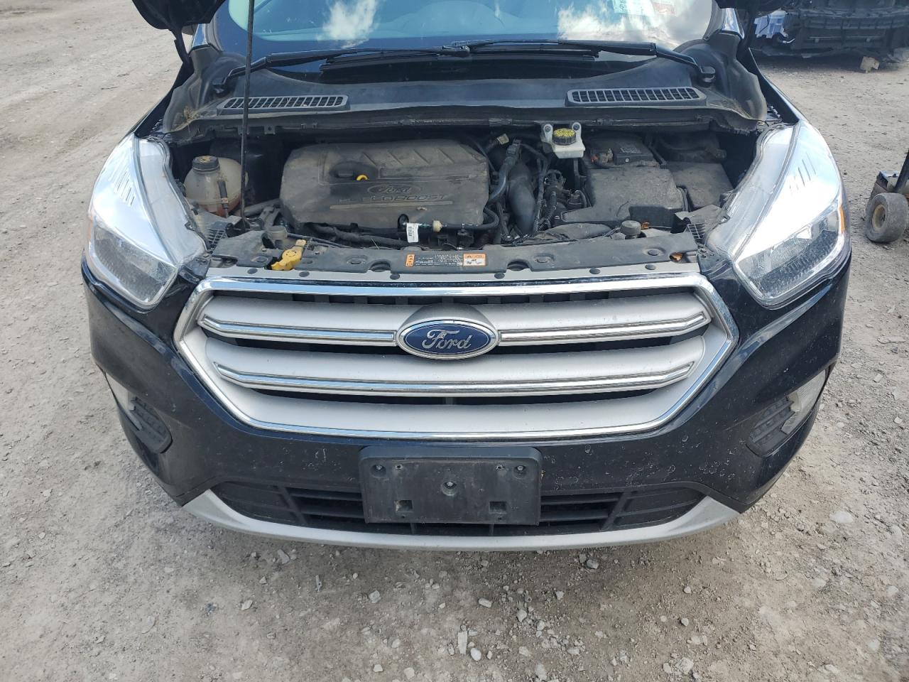 1FMCU9GD8JUC56603 2018 Ford Escape Se