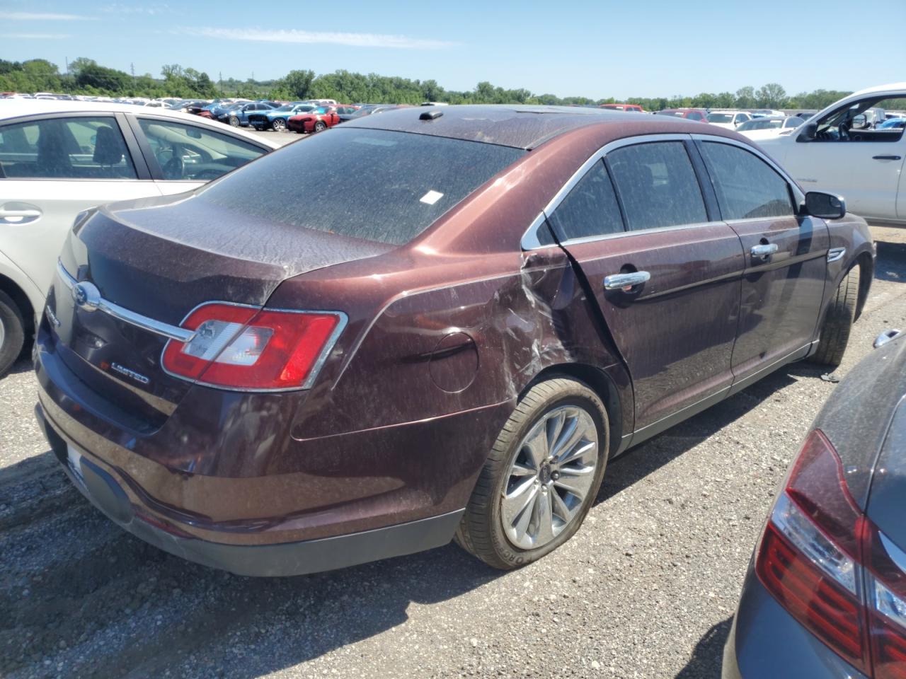 1FAHP2FW7CG103245 2012 Ford Taurus Limited