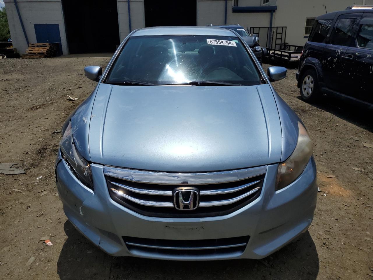 1HGCP2F38BA137238 2011 Honda Accord Lx