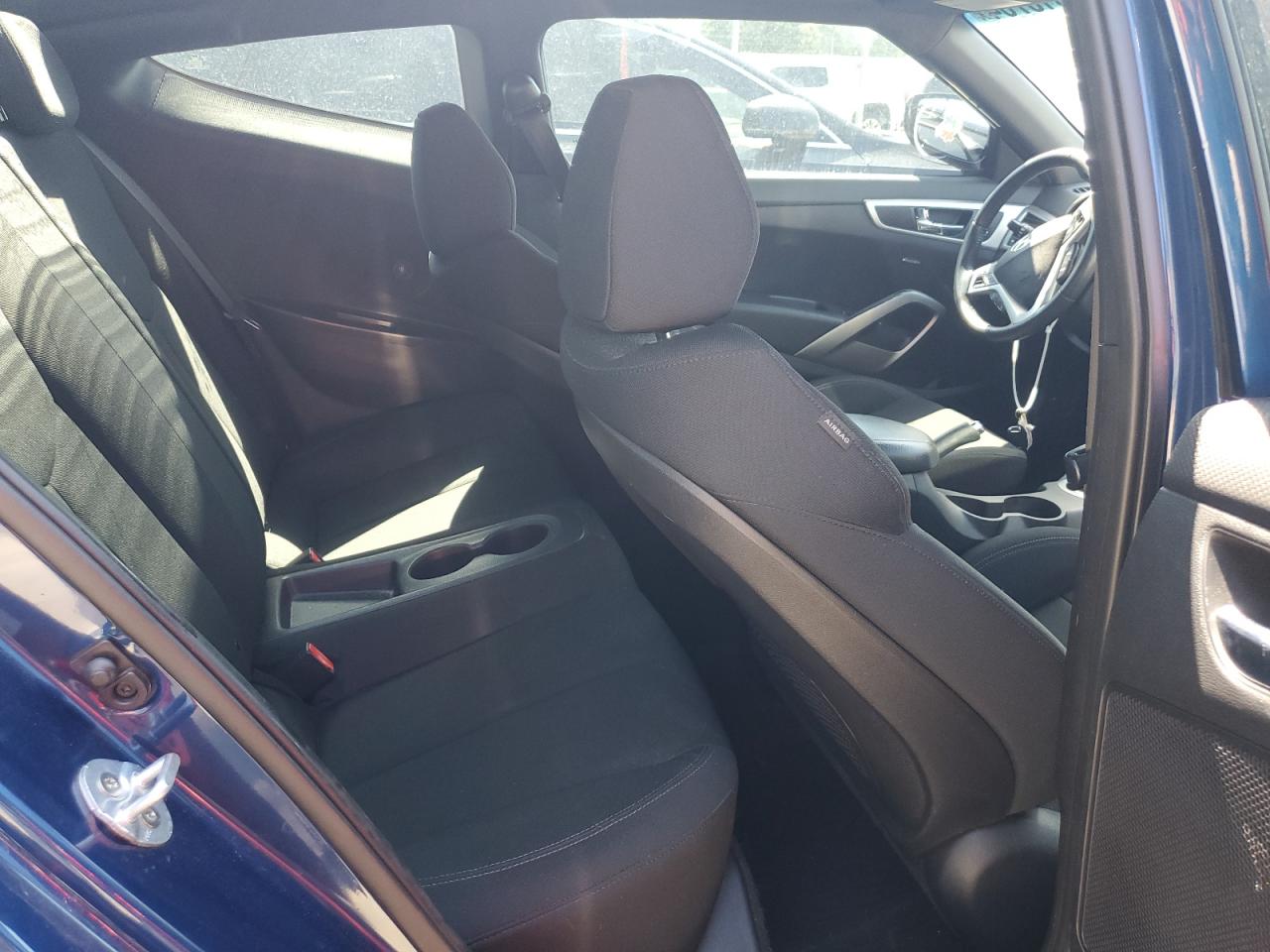 KMHTC6AD2HU316377 2017 Hyundai Veloster