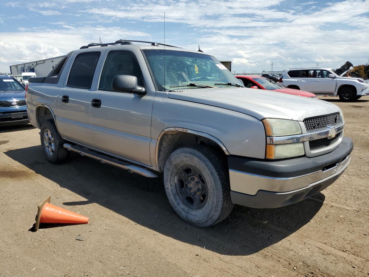 3GNEK12TX4G239724 2004 Chevrolet Avalanche K1500