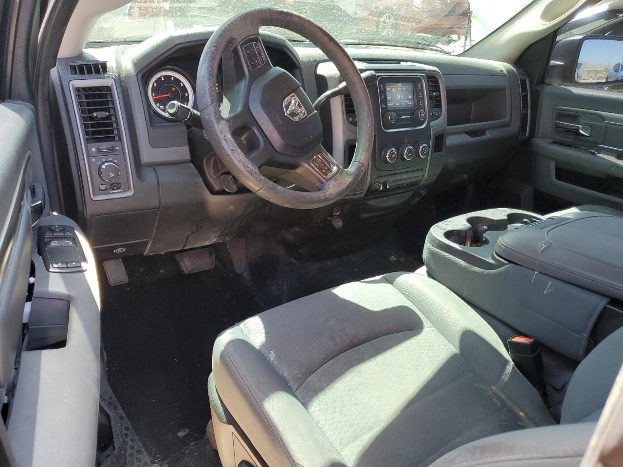 3C6JR6AT9EG141990 2014 Ram 1500 St