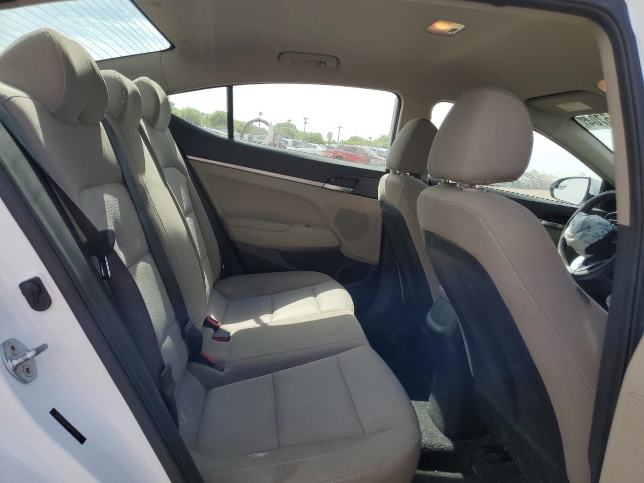 5NPD74LF6KH419397 2019 Hyundai Elantra Se