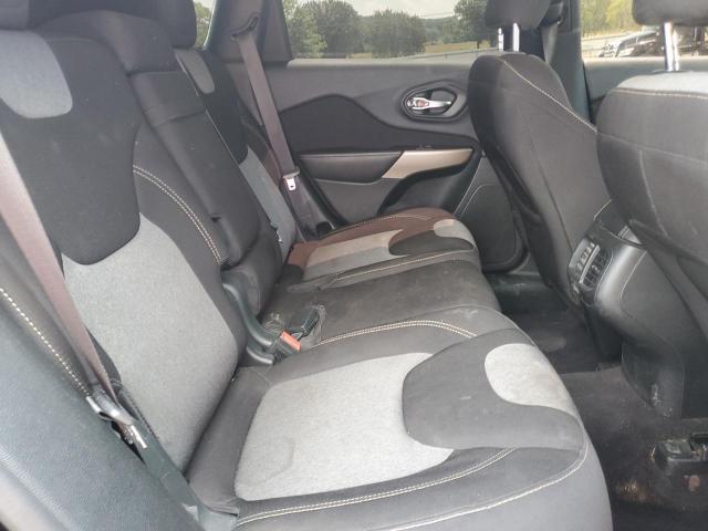 2018 Jeep Cherokee Latitude VIN: 1C4PJLCBXJD543179 Lot: 60111954