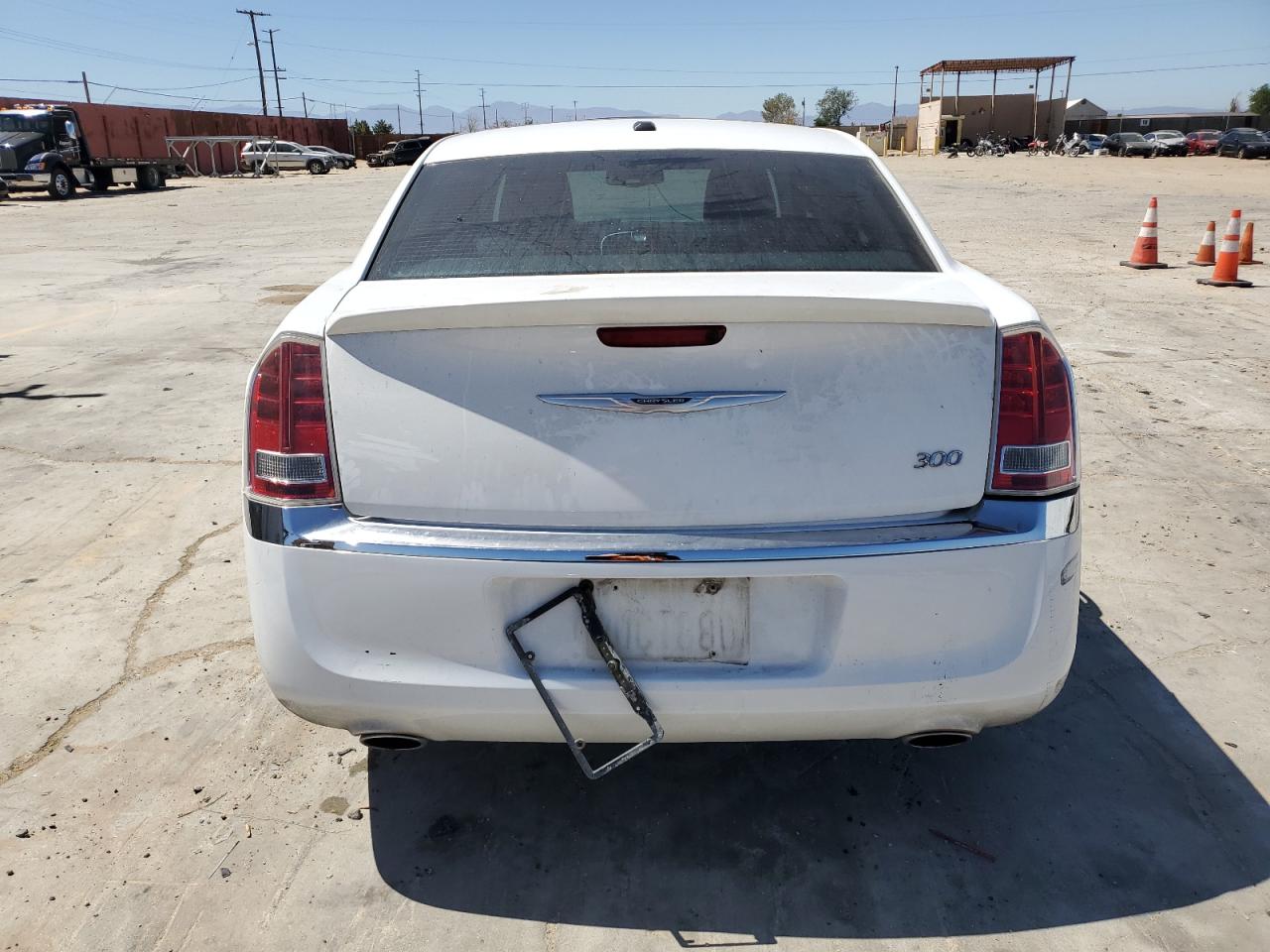 2C3CCAAG2DH732934 2013 Chrysler 300