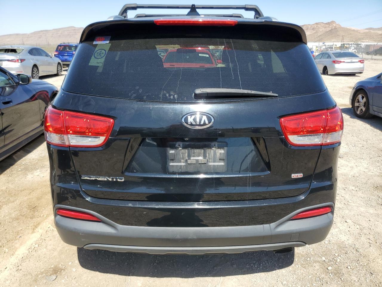 2016 Kia Sorento Lx vin: 5XYPG4A36GG044213