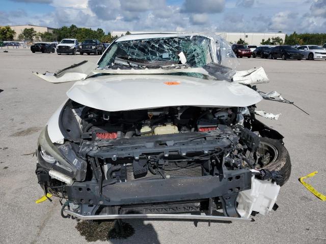 2018 INFINITI Q50 LUXE - JN1EV7AP0JM359521