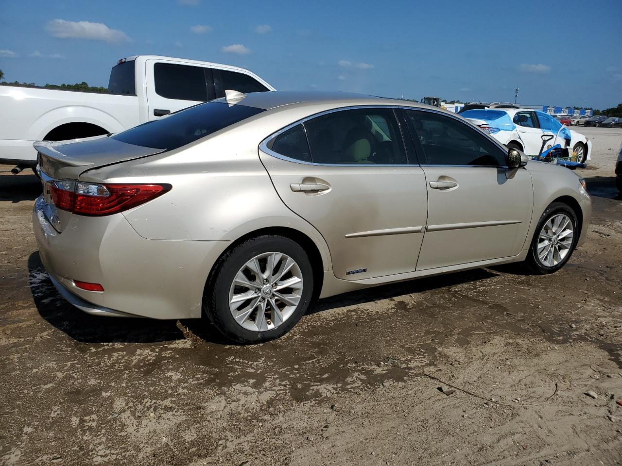 JTHBW1GG8F2081552 2015 Lexus Es 300H