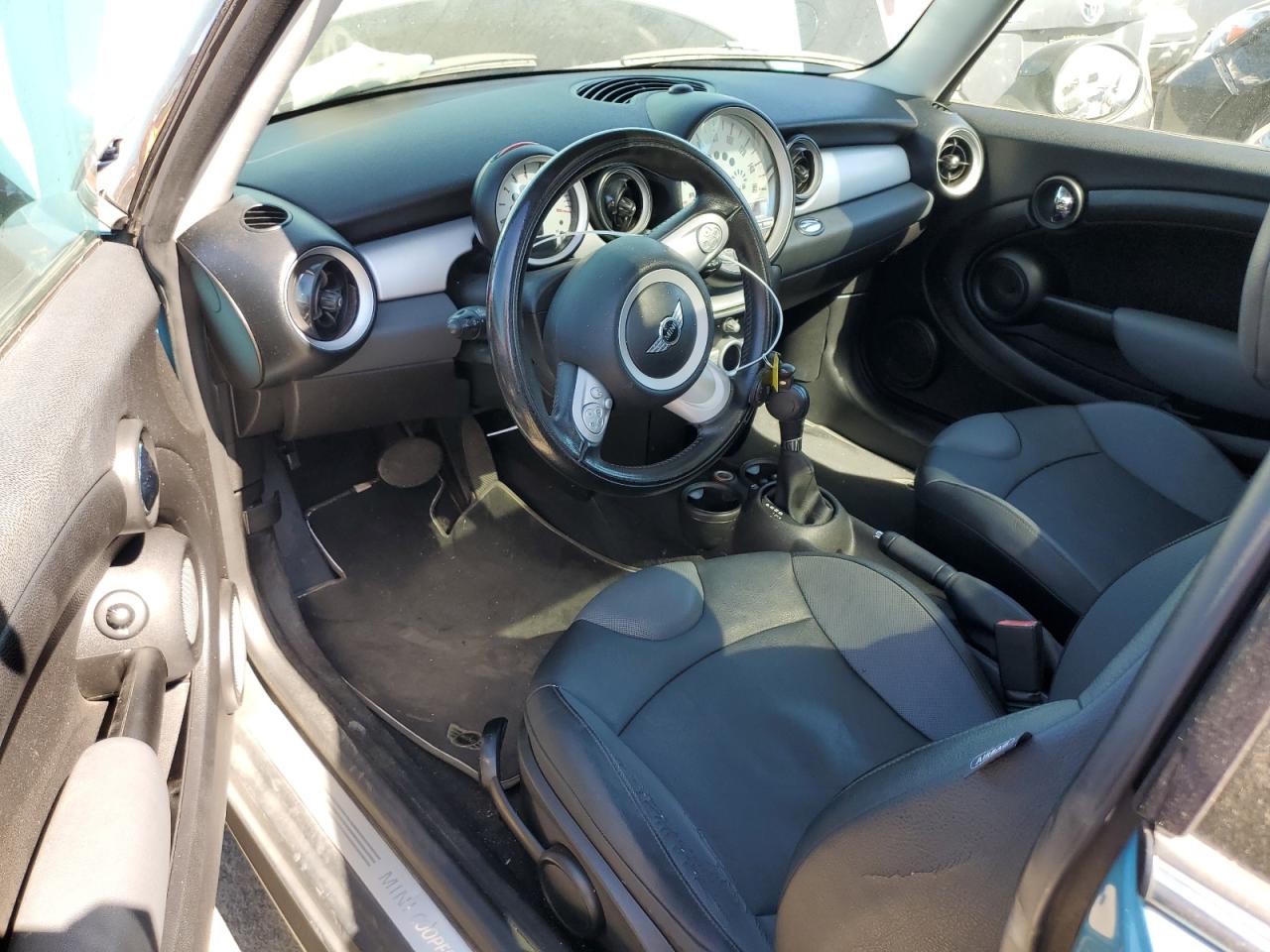 WMWMF33559TW77109 2009 Mini Cooper