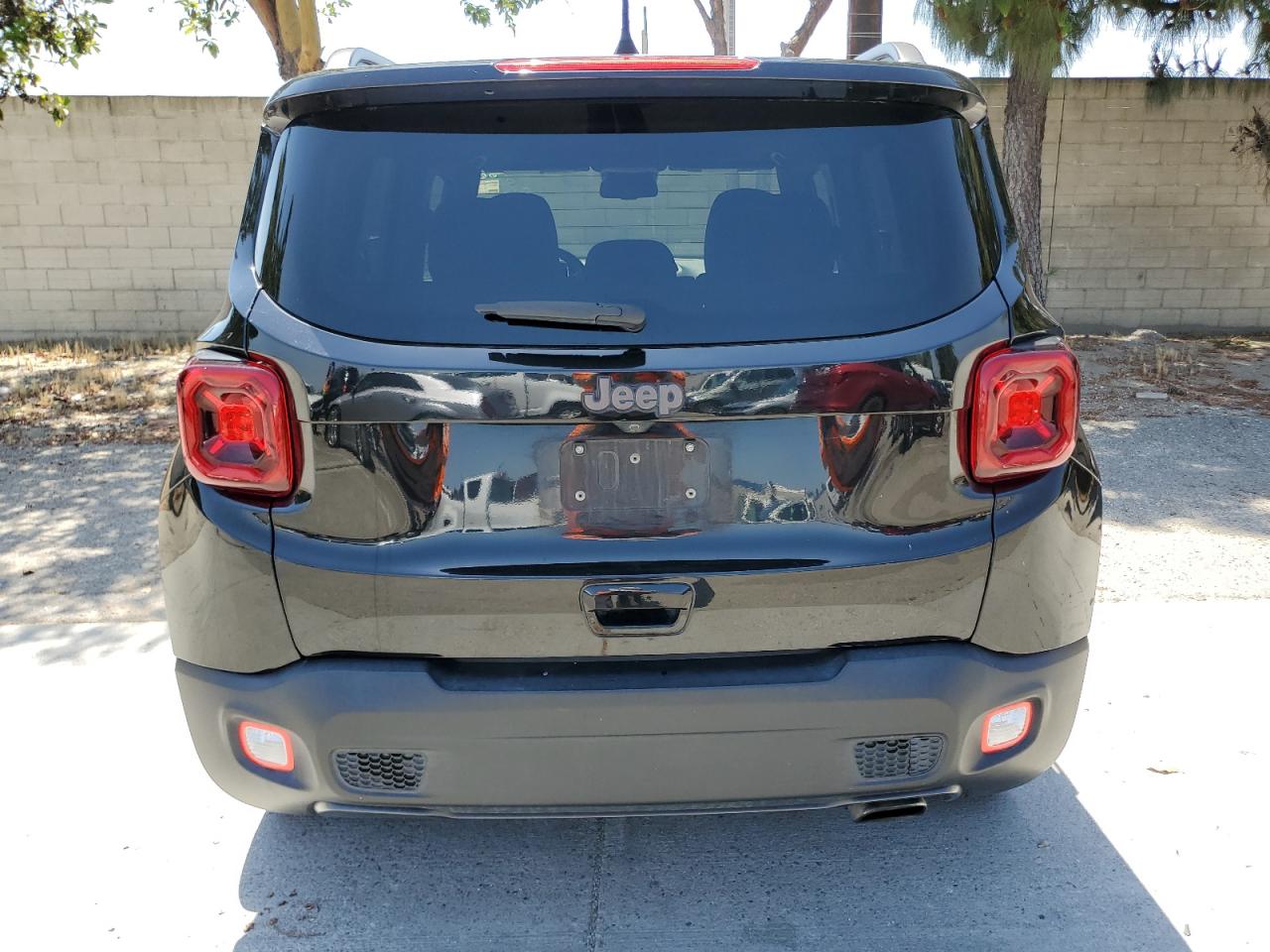 ZACNJAB16LPK97351 2020 Jeep Renegade Latitude