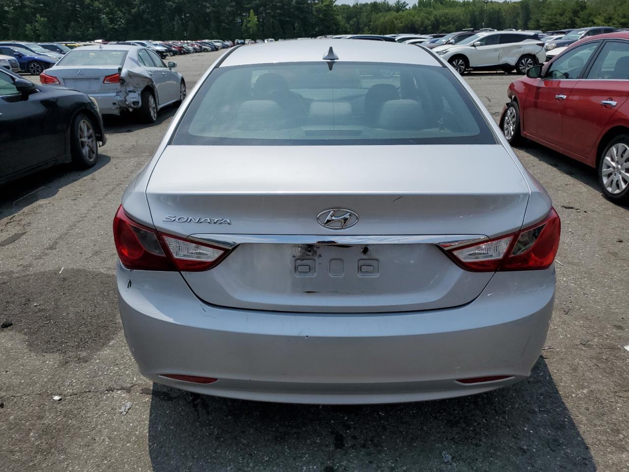 5NPEB4AC8DH703192 2013 Hyundai Sonata Gls