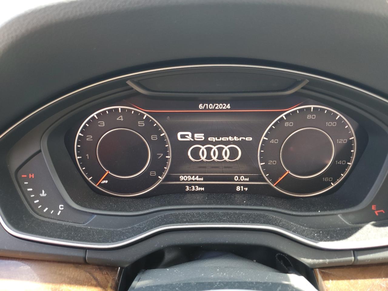 WA1BNAFY7J2133254 2018 Audi Q5 Premium Plus