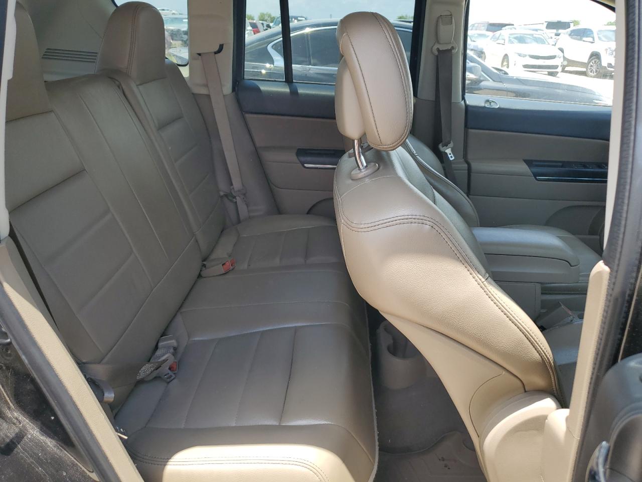 1J4NT5FB4BD151738 2011 Jeep Compass Limited