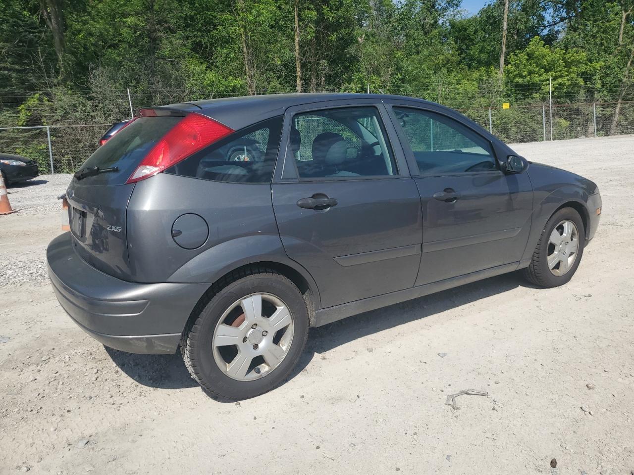 3FAFP37N85R108470 2005 Ford Focus Zx5