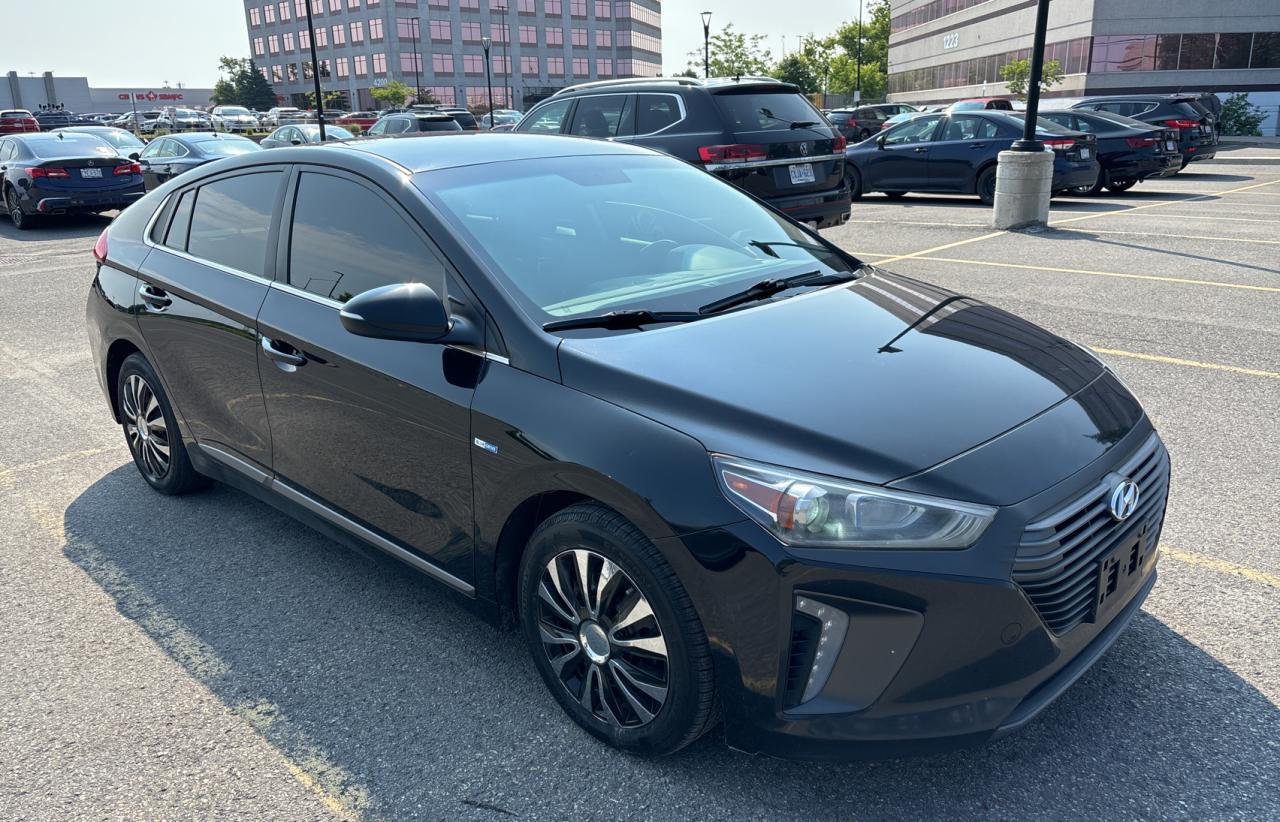 2018 Hyundai Ioniq vin: KMHC65LD6JU061964