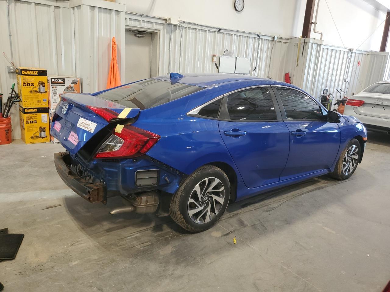 Lot #2841004425 2018 HONDA CIVIC EX