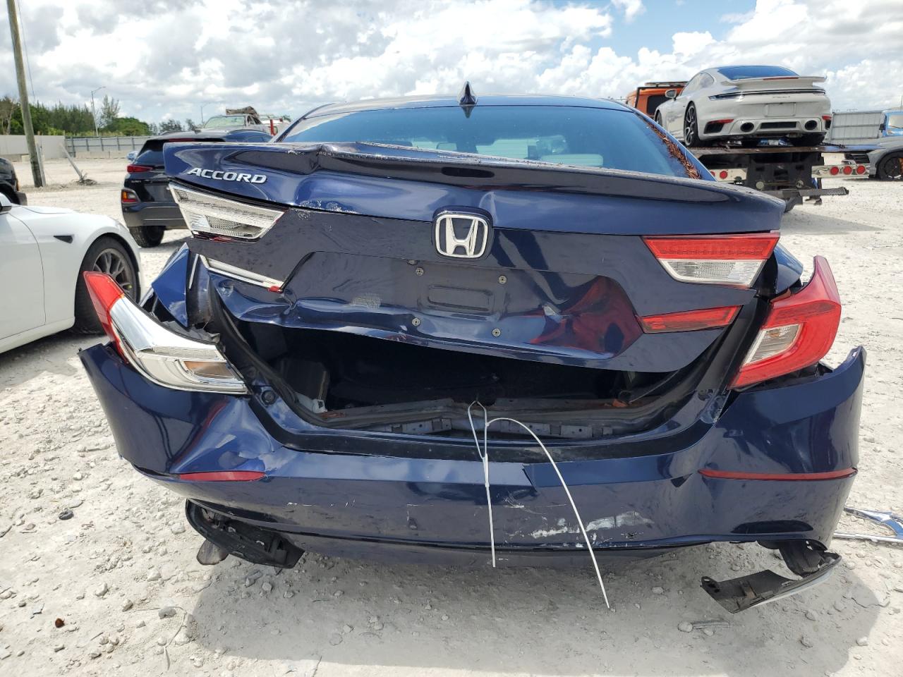 2018 Honda Accord Ex vin: 1HGCV1F45JA255190