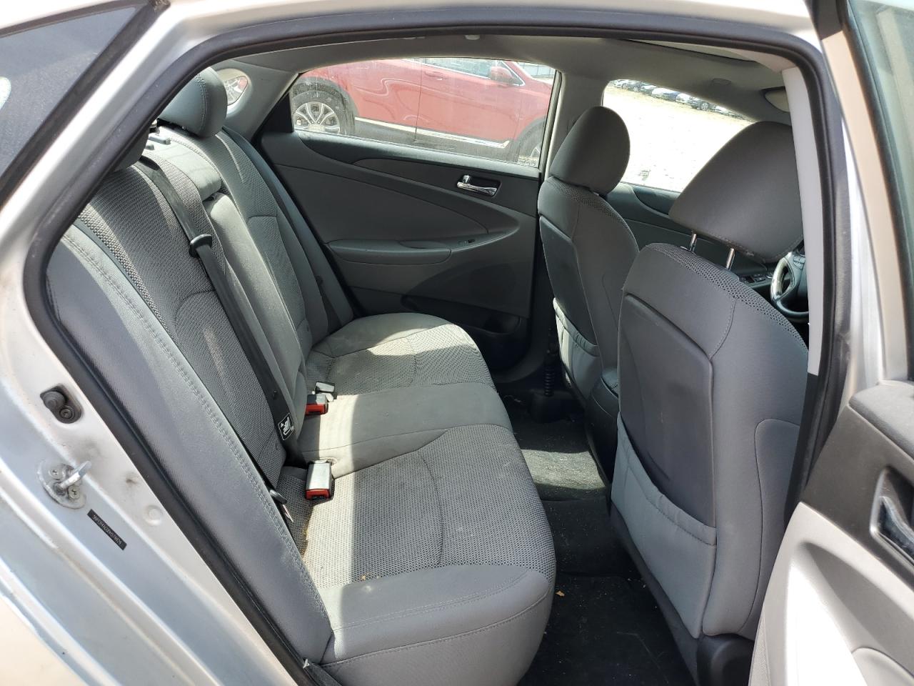 5NPEB4AC0DH574929 2013 Hyundai Sonata Gls