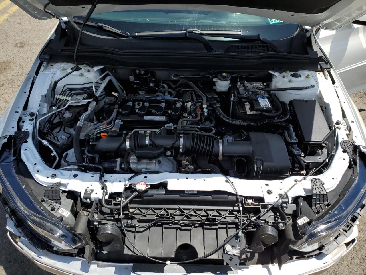 1HGCV1F15JA009570 2018 Honda Accord Lx