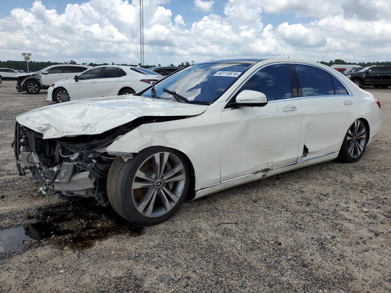 2018 Mercedes-Benz S 450 vin: WDDUG6GB2JA372481