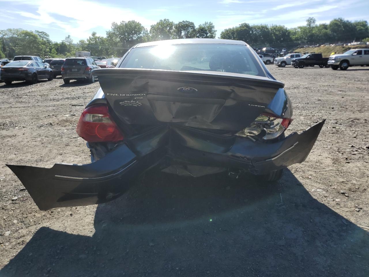 1FAHP28105G120702 2005 Ford Five Hundred Limited