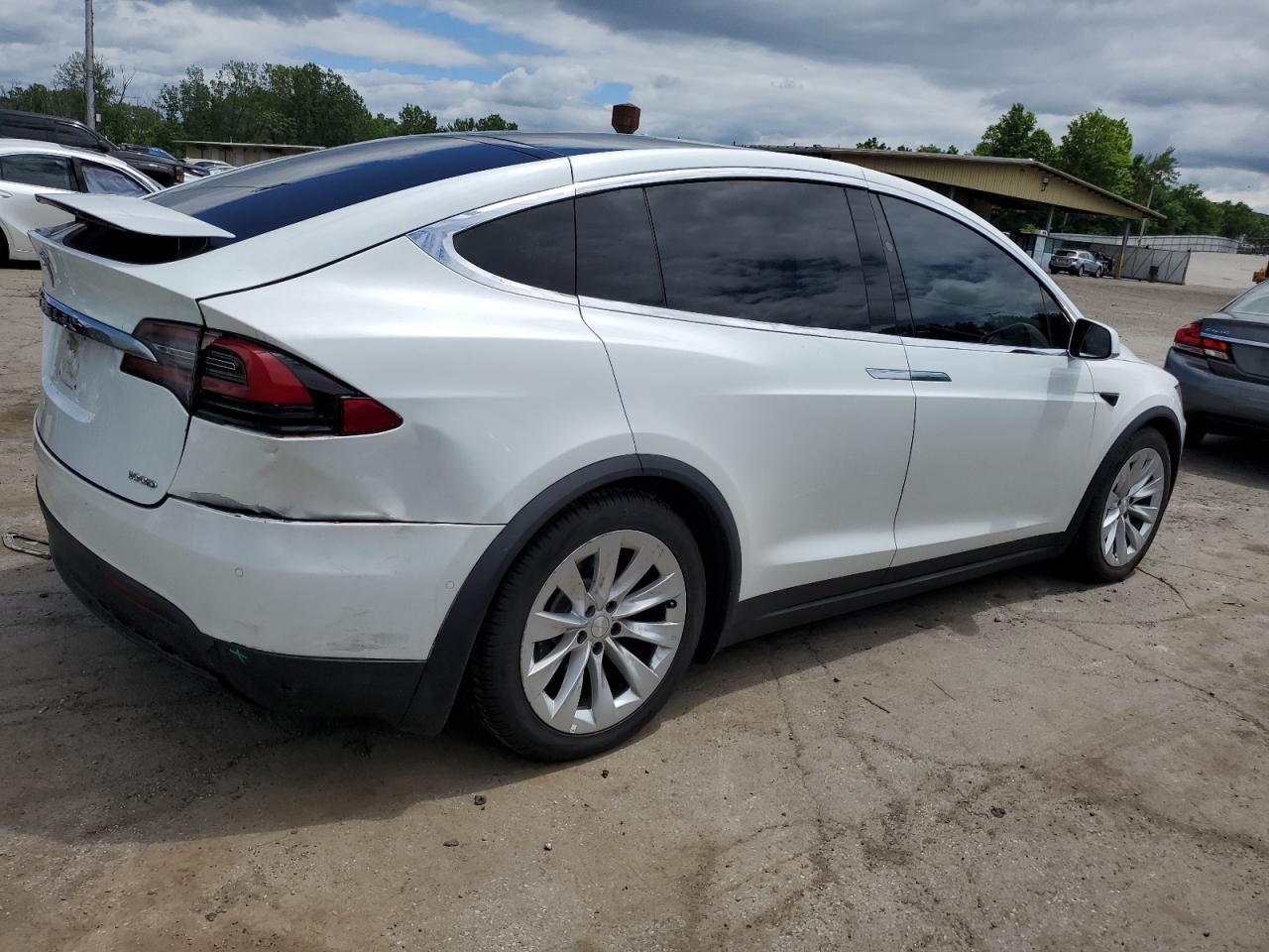 5YJXCDE29HF050478 2017 Tesla Model X