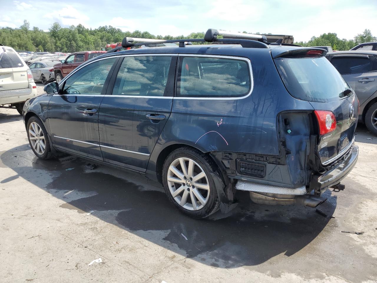 WVWTU93C17E181750 2007 Volkswagen Passat 3.6L Wagon Luxury