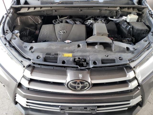 2018 Toyota Highlander Se VIN: 5TDKZRFH3JS527660 Lot: 59033794