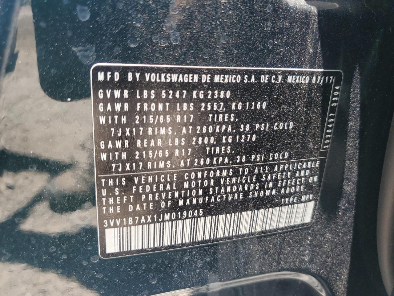 3VV1B7AX1JM019045 2018 Volkswagen Tiguan S