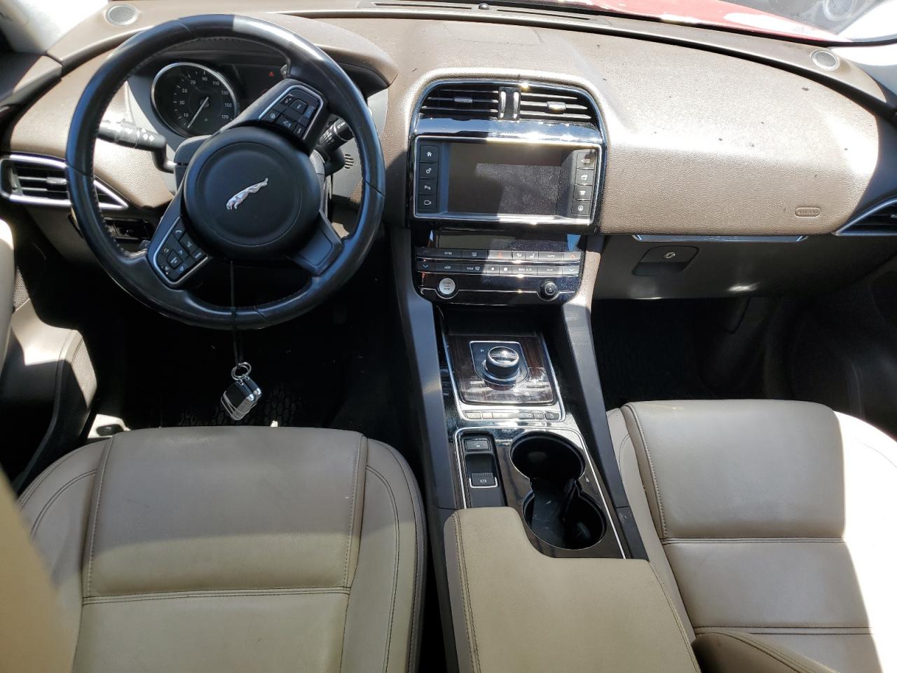 SADCK2BV2HA496599 2017 Jaguar F-Pace Prestige