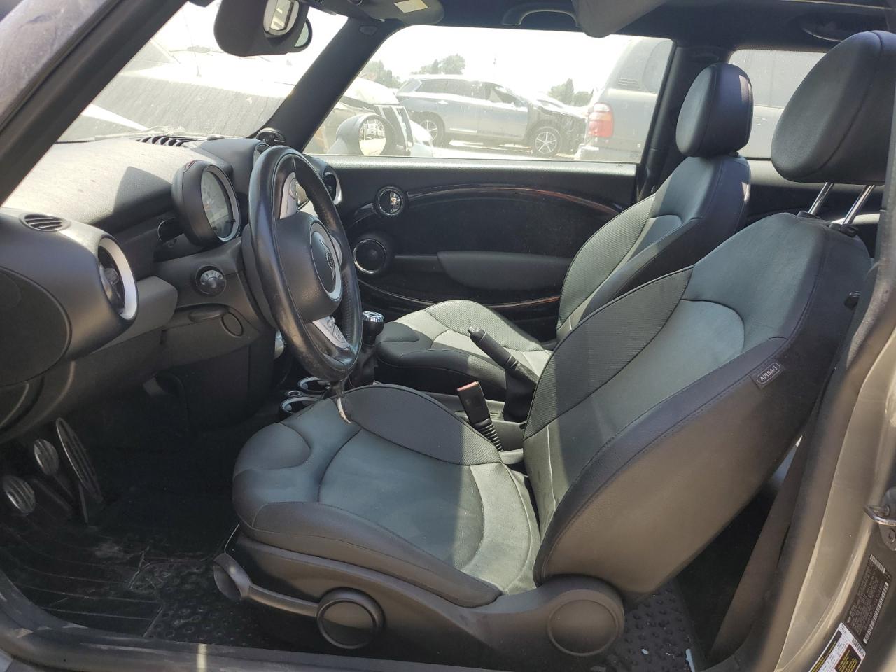 WMWMF7C51ATX44977 2010 Mini Cooper S