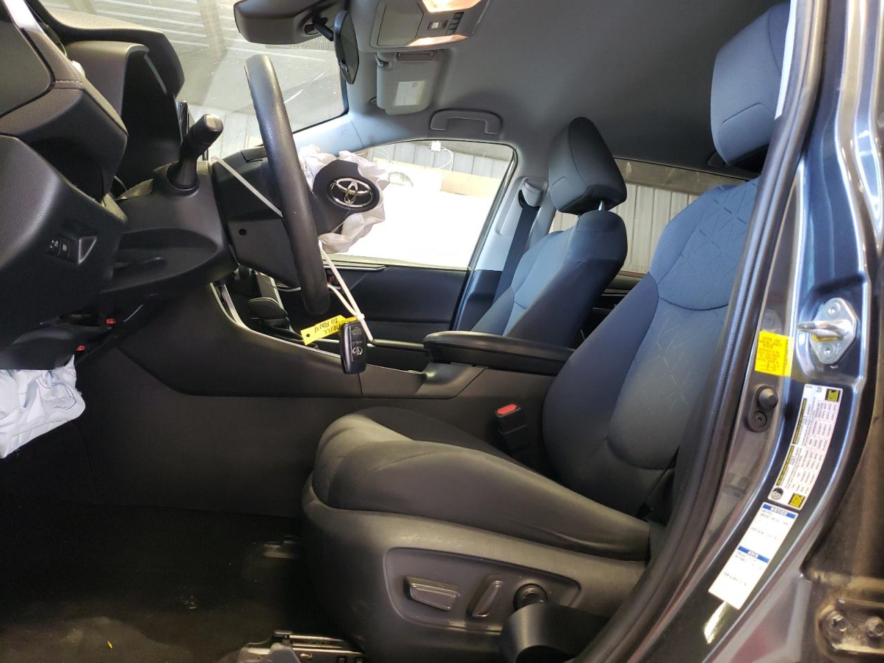 2T3P1RFV1LC097584 2020 Toyota Rav4 Xle