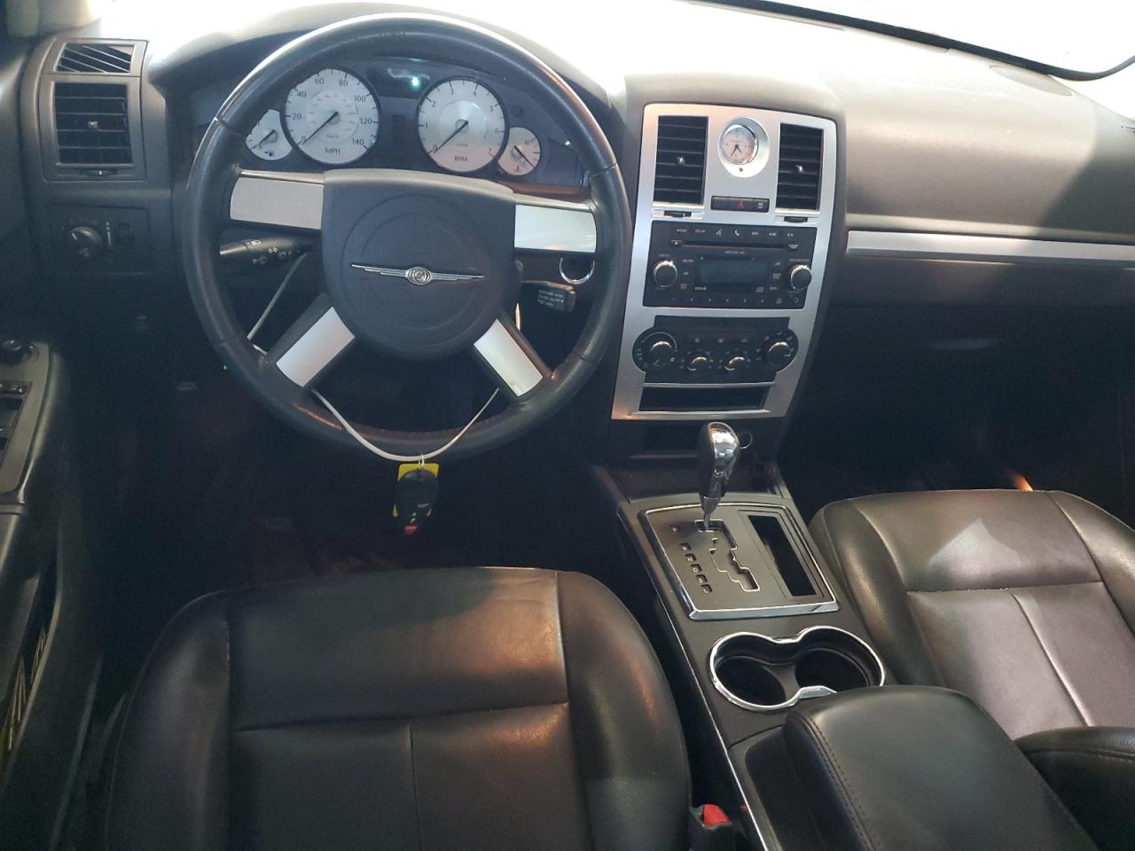 2C3CA5CV7AH328080 2010 Chrysler 300 Touring