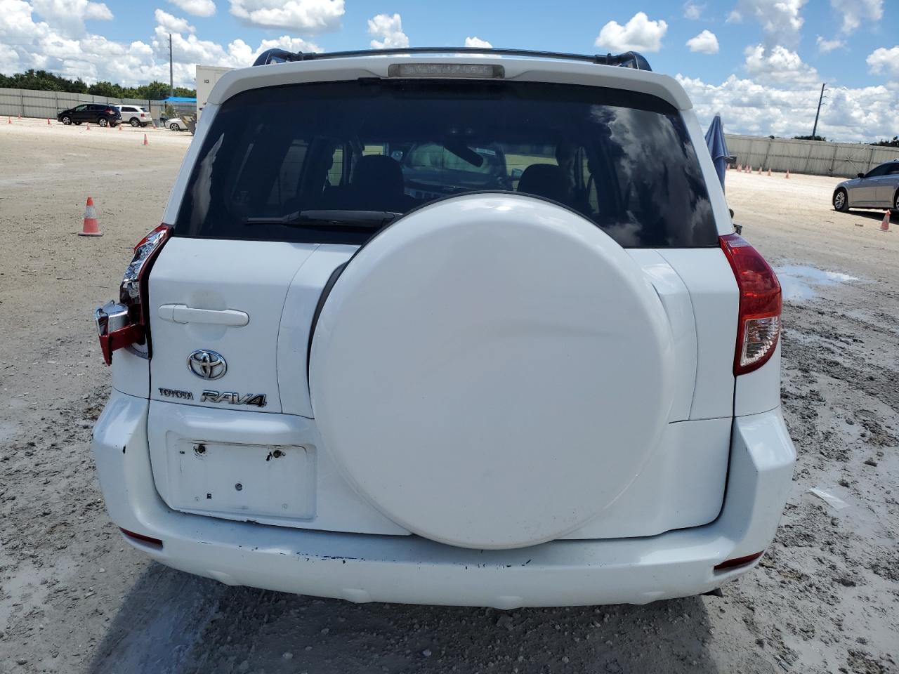 JTMZD33V386075823 2008 Toyota Rav4