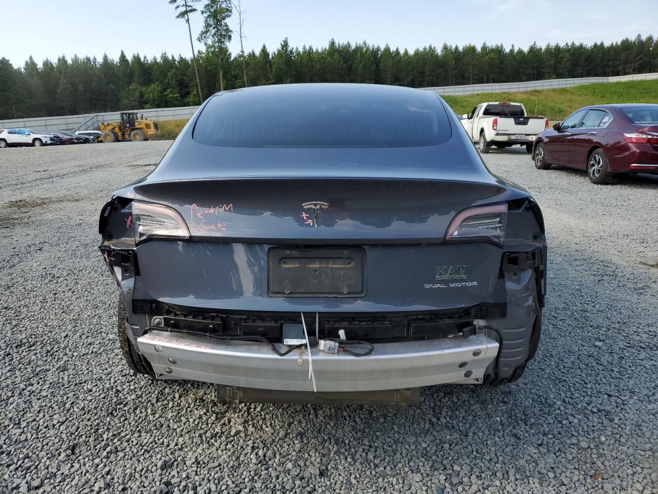 5YJ3E1EB2KF418501 2019 Tesla Model 3