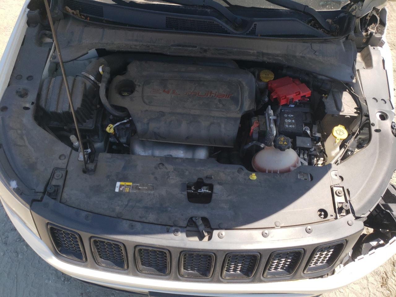 3C4NJDBB2KT754340 2019 Jeep Compass Latitude