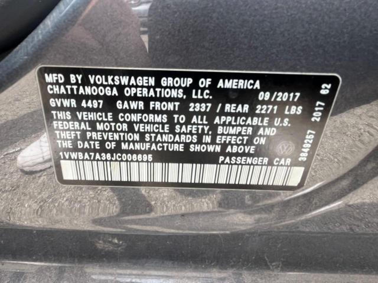 1VWBA7A36JC006695 2018 Volkswagen Passat Se