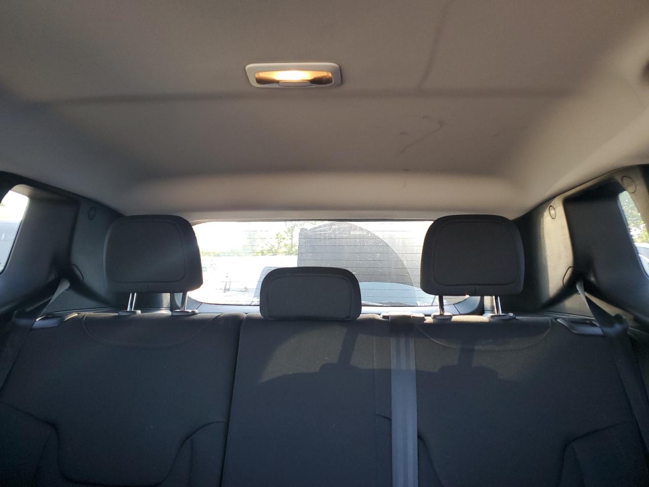 ZACNJABB2KPK84989 2019 Jeep Renegade Latitude