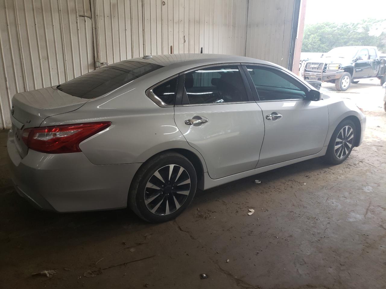 2017 Nissan Altima 2.5 vin: 1N4AL3AP9HC220746