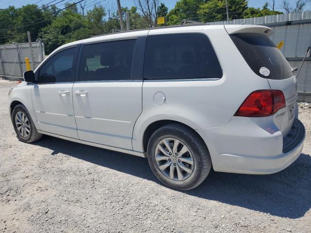 2C4RVABG2DR725023 2013 Volkswagen Routan Se