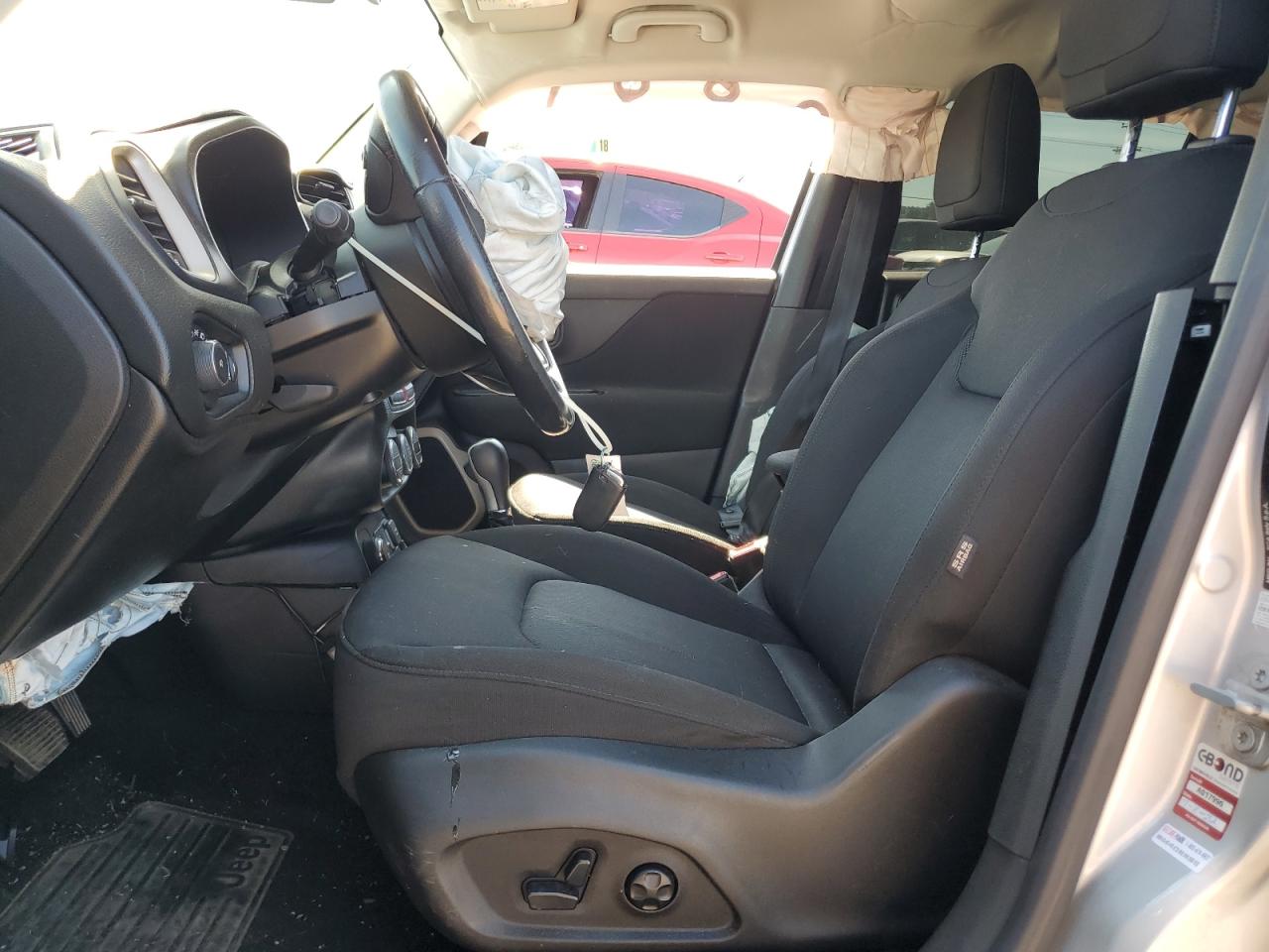 ZACCJBBT7FPC32952 2015 Jeep Renegade Latitude